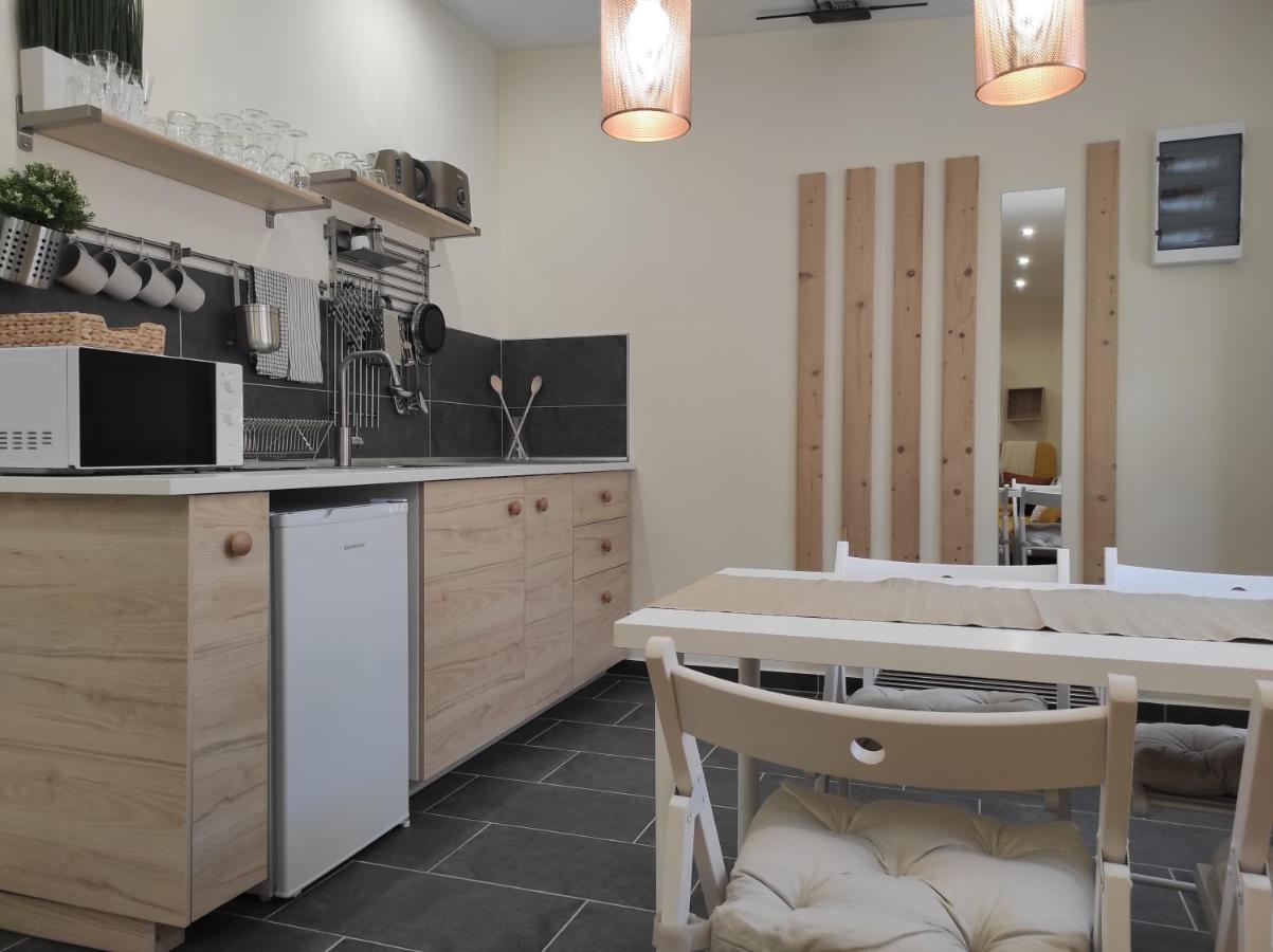7 Days Apartment Makó Εξωτερικό φωτογραφία