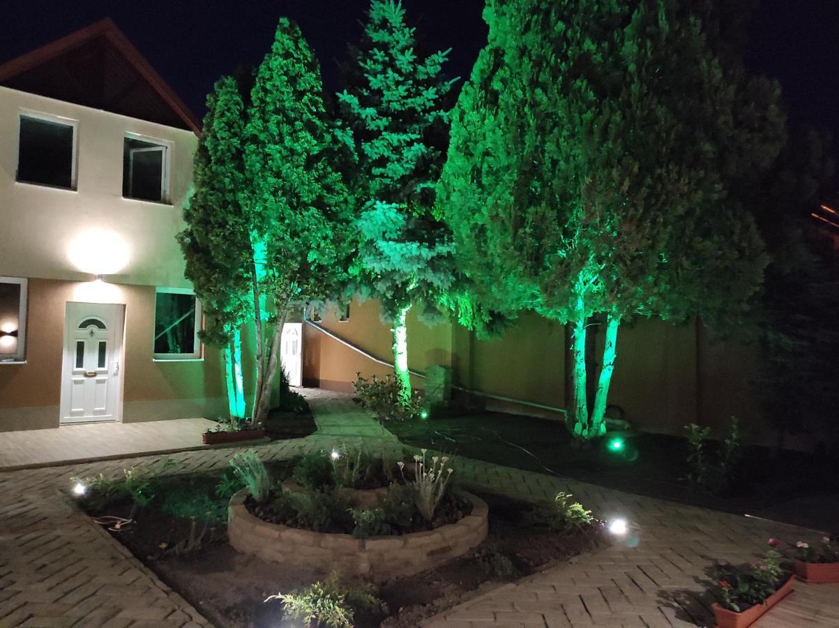 7 Days Apartment Makó Εξωτερικό φωτογραφία
