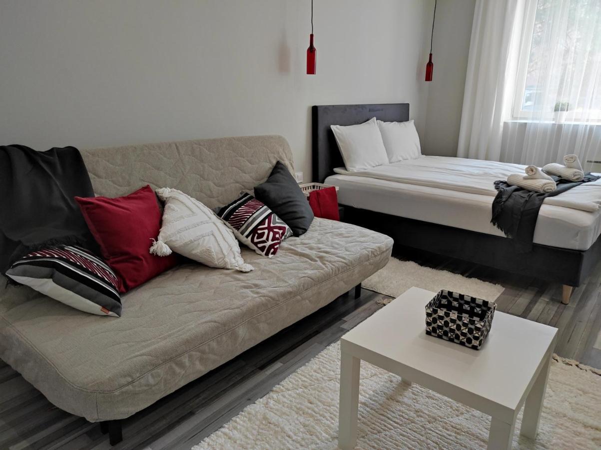 7 Days Apartment Makó Εξωτερικό φωτογραφία