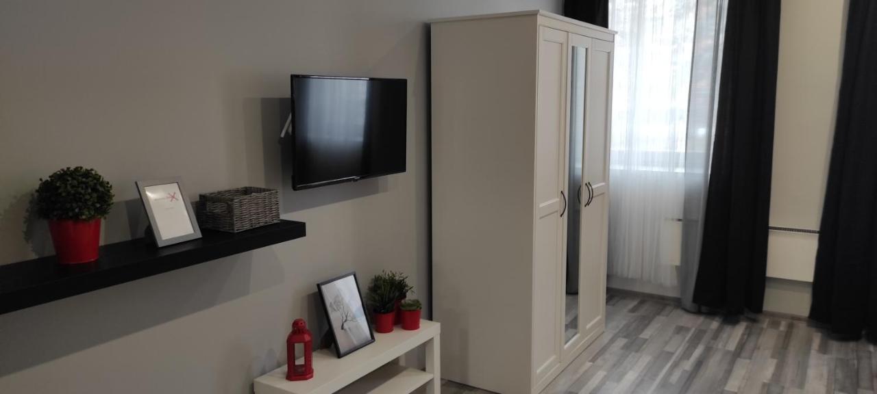 7 Days Apartment Makó Εξωτερικό φωτογραφία