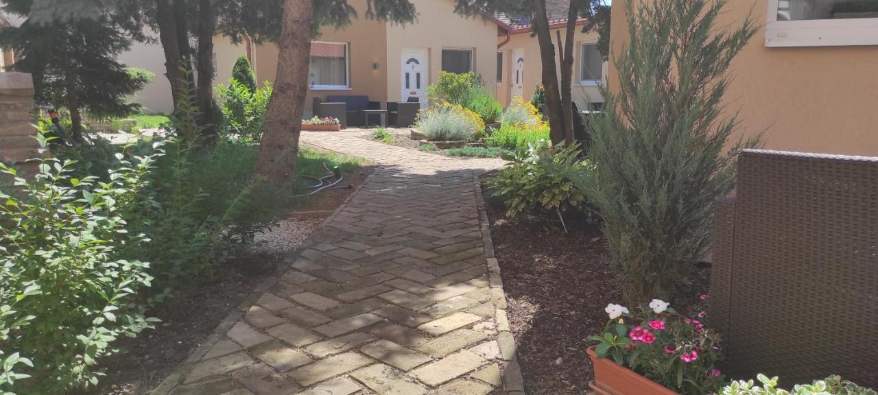7 Days Apartment Makó Εξωτερικό φωτογραφία