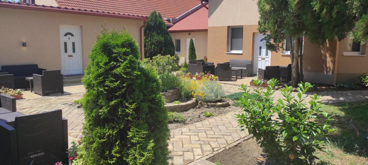 7 Days Apartment Makó Εξωτερικό φωτογραφία